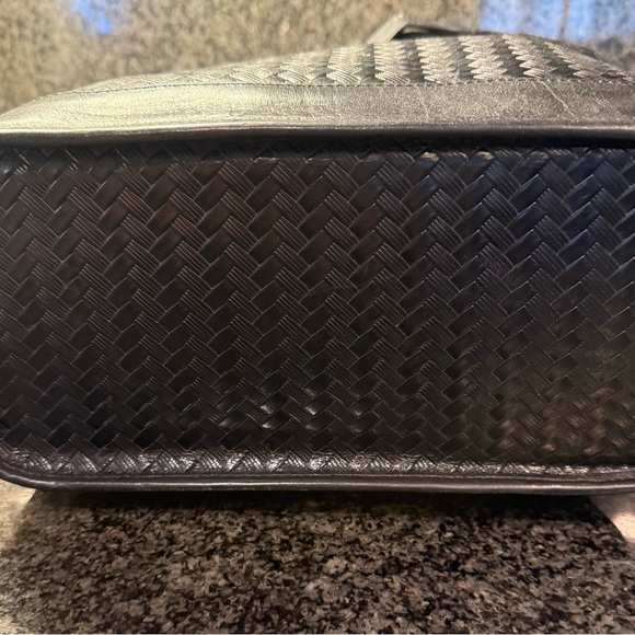 Vintage Brahmin Black Woven Leather Tote Bag - Picture 4 of 4